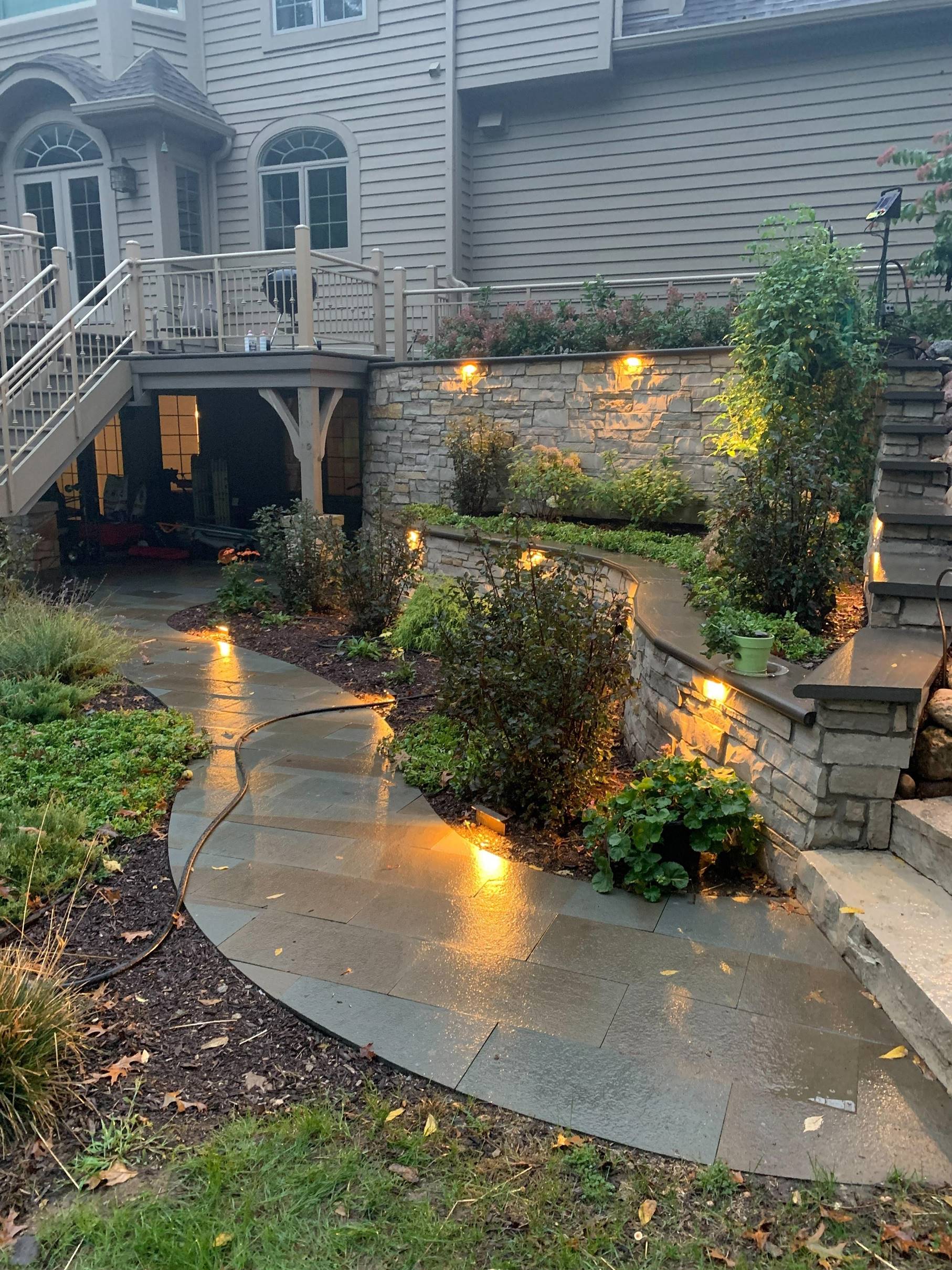 landscape lighting crystal lake il